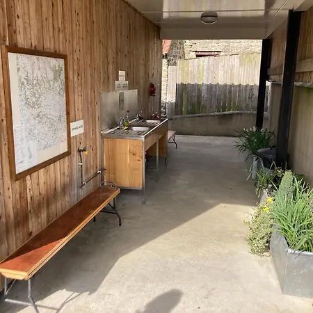 Bank Camping-north York Moors With Pitches For Caravans, Camper Vans And Tents 피커링