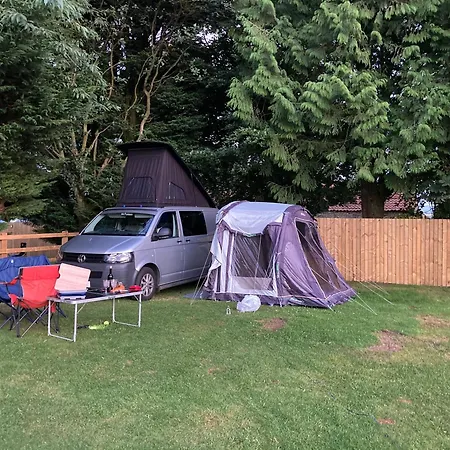 Bank Top Camping-north York Moors With Pitches For Caravans, Camper Vans And Tents Campingplatz