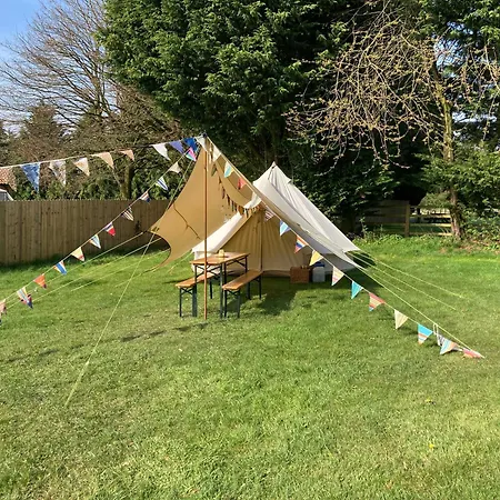 Bank Camping-north York Moors With Pitches For Caravans, Camper Vans And Tents Кемпинг